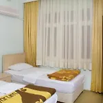Uenver 2* Adana