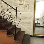 Uenver Hotel 2*