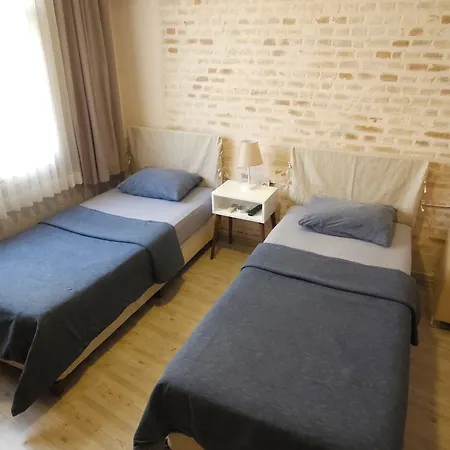 מלון Uenver אדאנה